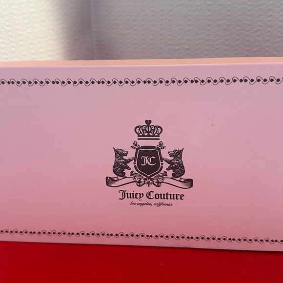 Juicy Couture Embroidered Pink Clutch - Picture 4 of 5